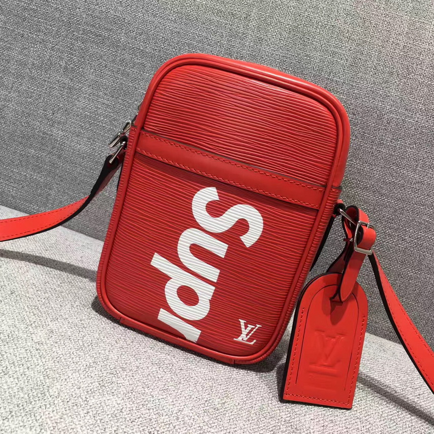 Louis Vuitton x Supreme Danubu PPM单肩包 街头潮流与奢侈工艺的交汇点